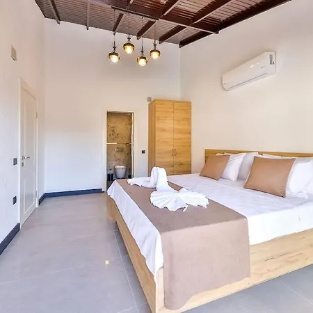 Lisburn Is A Luxury And Artistic For 6 People In Kalkan Vila *