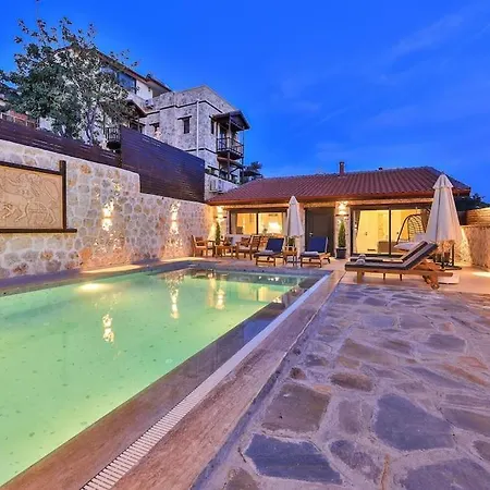 Lisburn Is A Luxury And Artistic For 6 People In Kalkan Vila