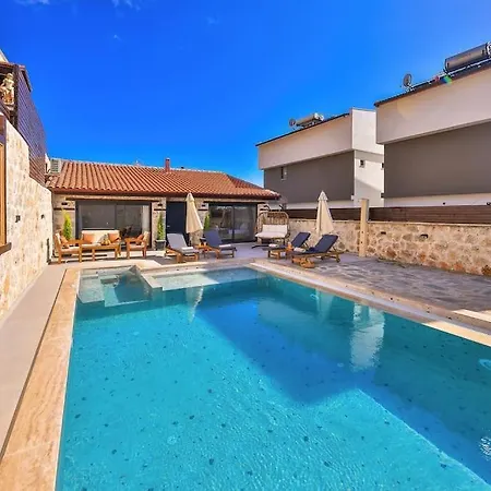 Lisburn Is A Luxury And Artistic For 6 People In Kalkan Vila